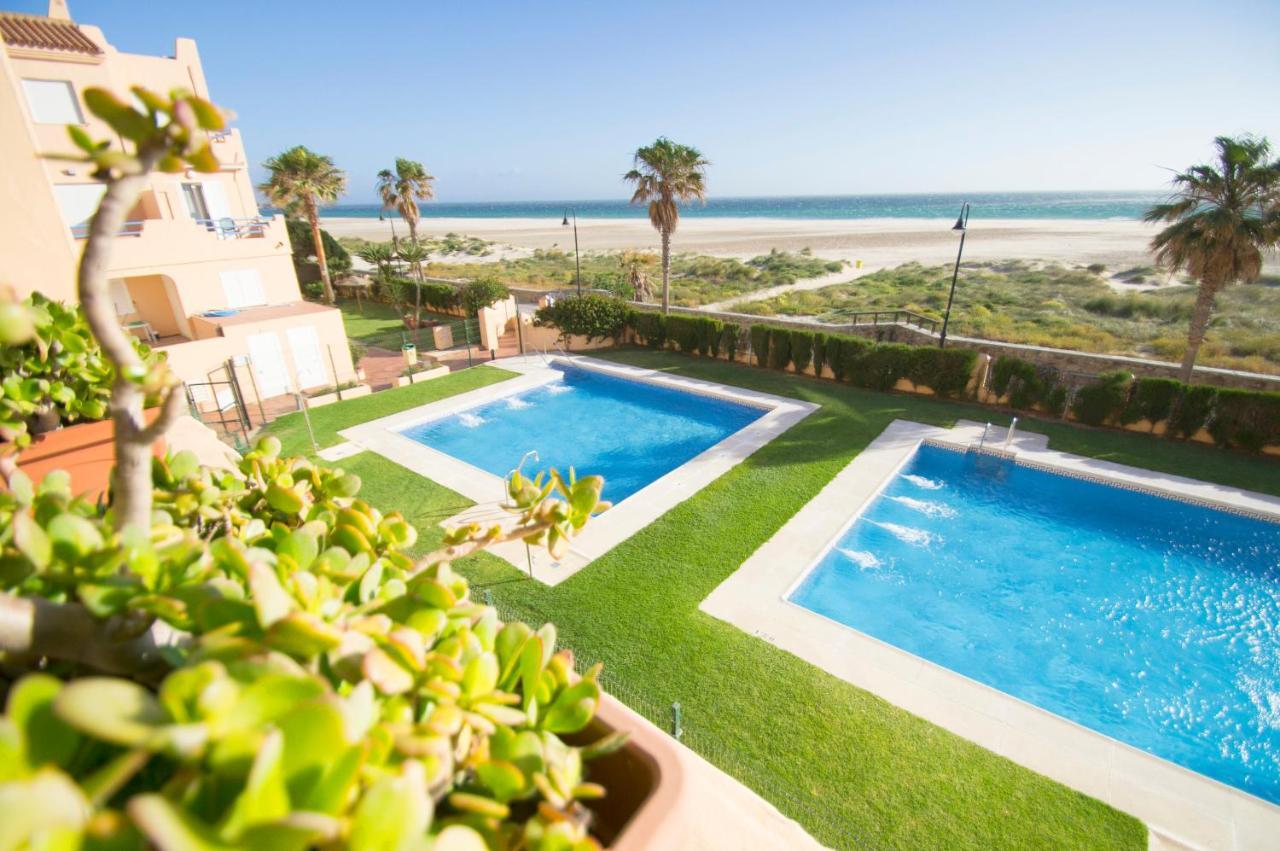 Familiar Beach House In Tarifa Bagian luar foto